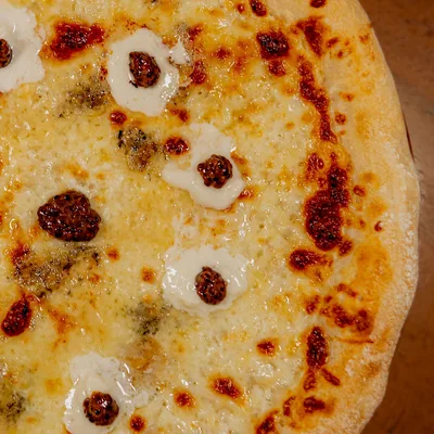 PIZZA · 4 Cheeses